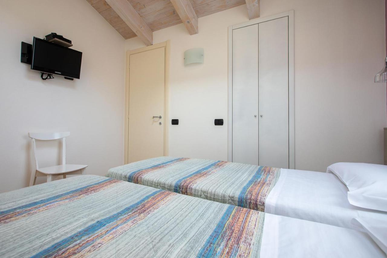 Residence Cafelicita - Promotion - Apartments Lake View - Infinity Pool - Jacuzzi Gravedona Exteriör bild